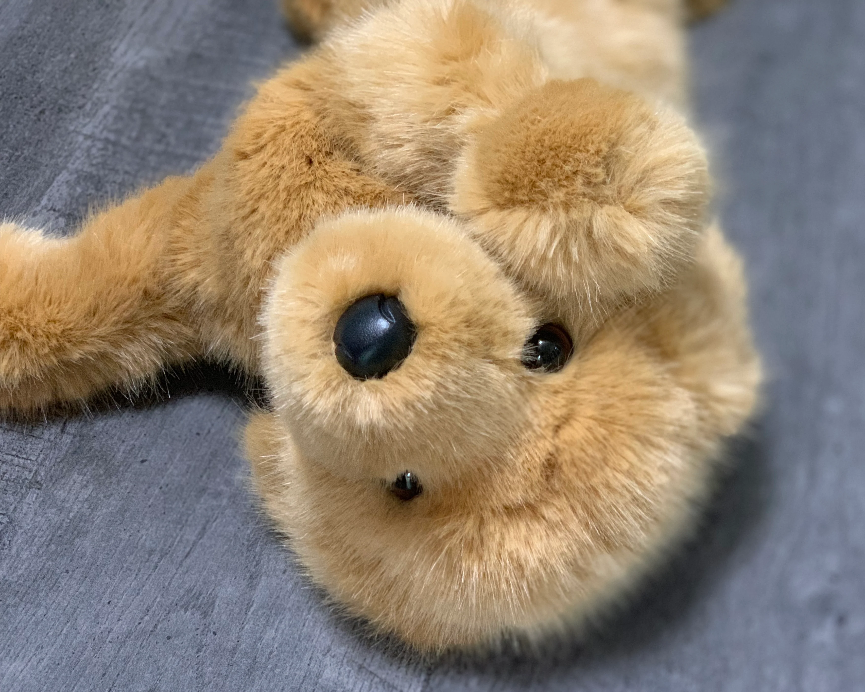 Weighted Golden Retriever Plush — 19" Lifelike Dog (Up to 5 lbs) - Image 3