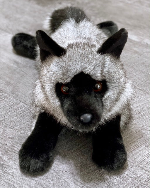 Weighted Gray Fox Plush — 19" Laying, Lifelike Lap Companion (4 lbs) - Image 8