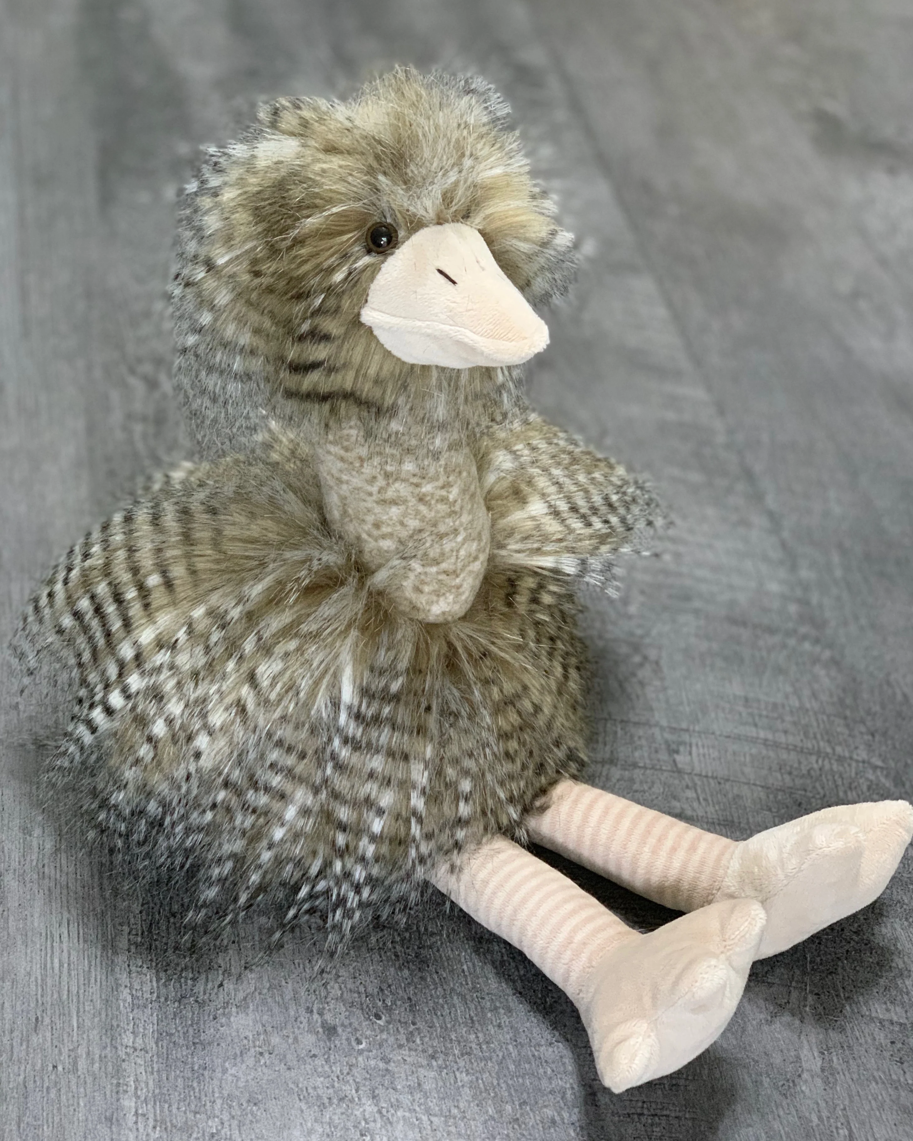 Weighted Ostrich Plush – 19" Feathery Lap Buddy (Up to 5 lbs) - Image 4