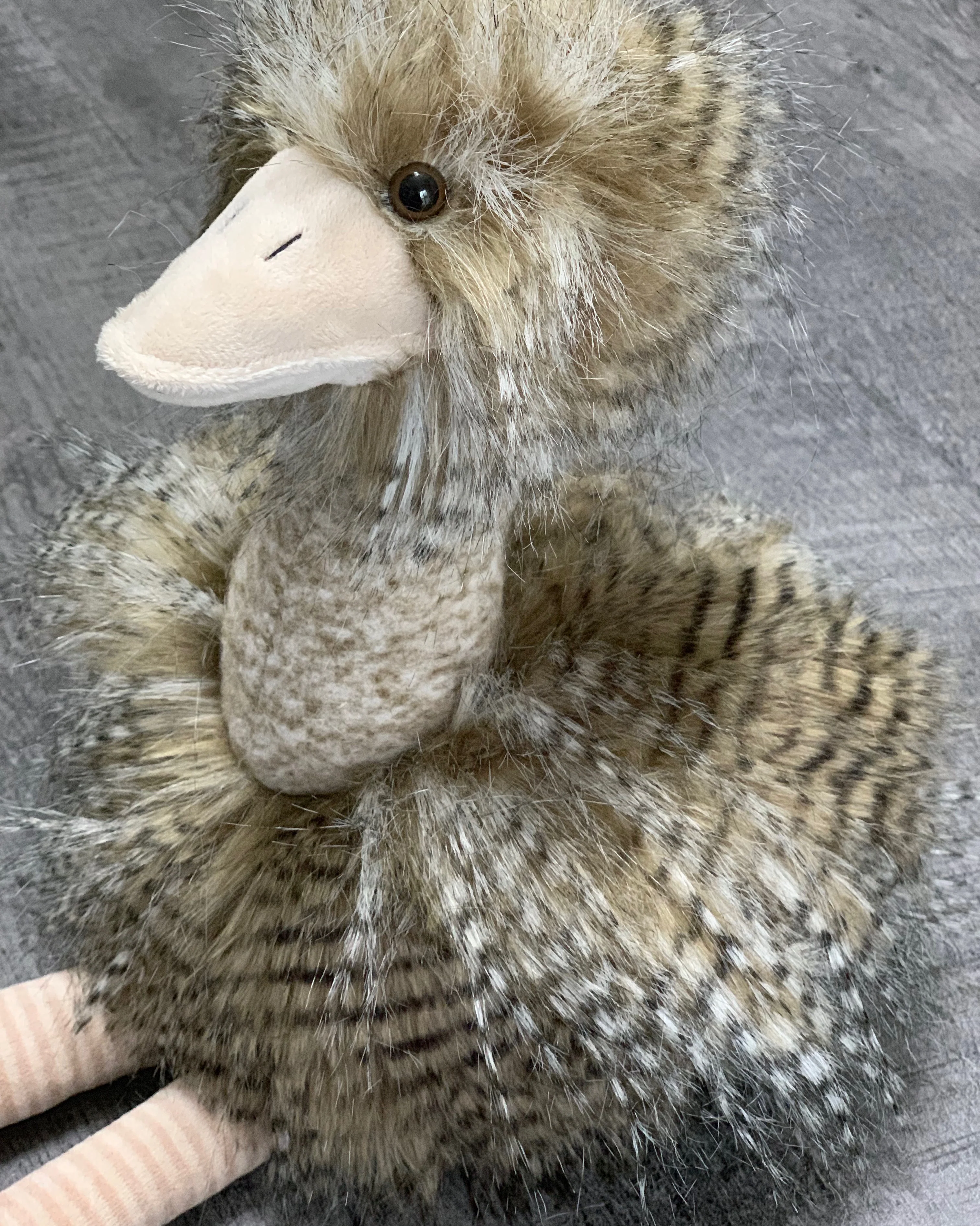 Weighted Ostrich Plush – 19" Feathery Lap Buddy (Up to 5 lbs) - Image 8
