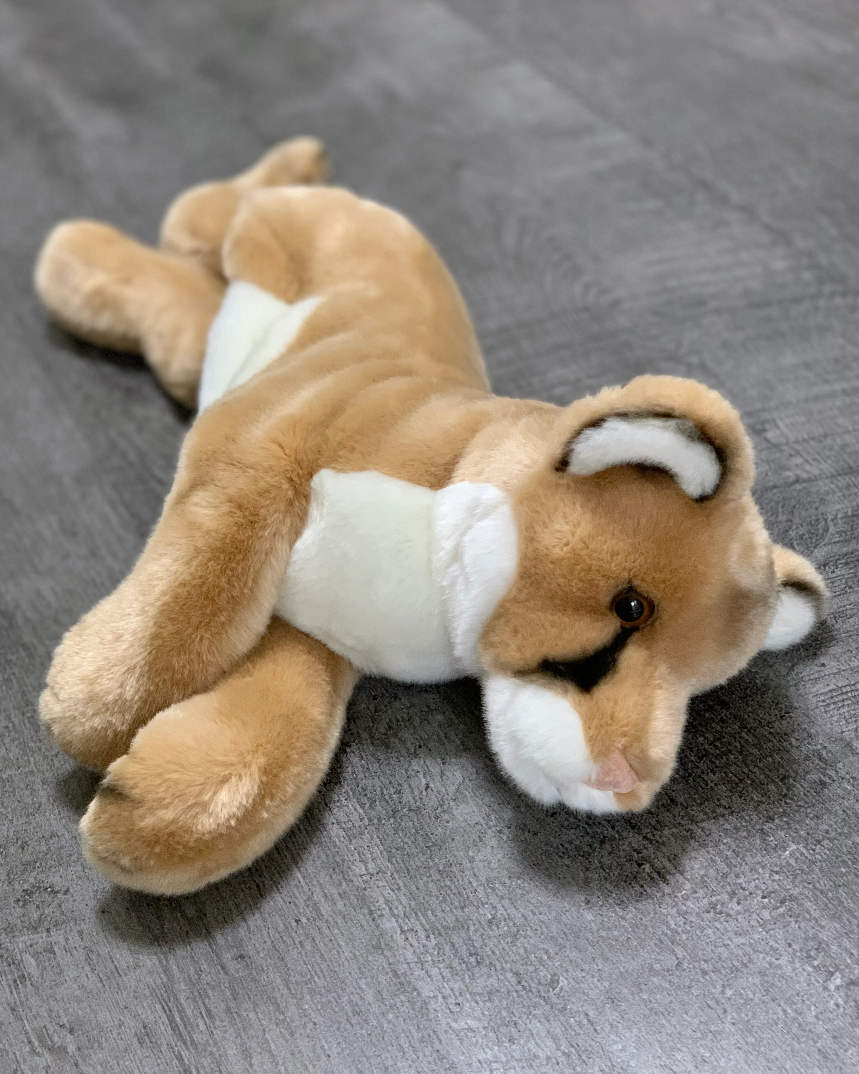 Weighted Mountain Lion (Cougar) Plush — 20" Ultra-Soft (Up to 4.5 lbs) - Image 4