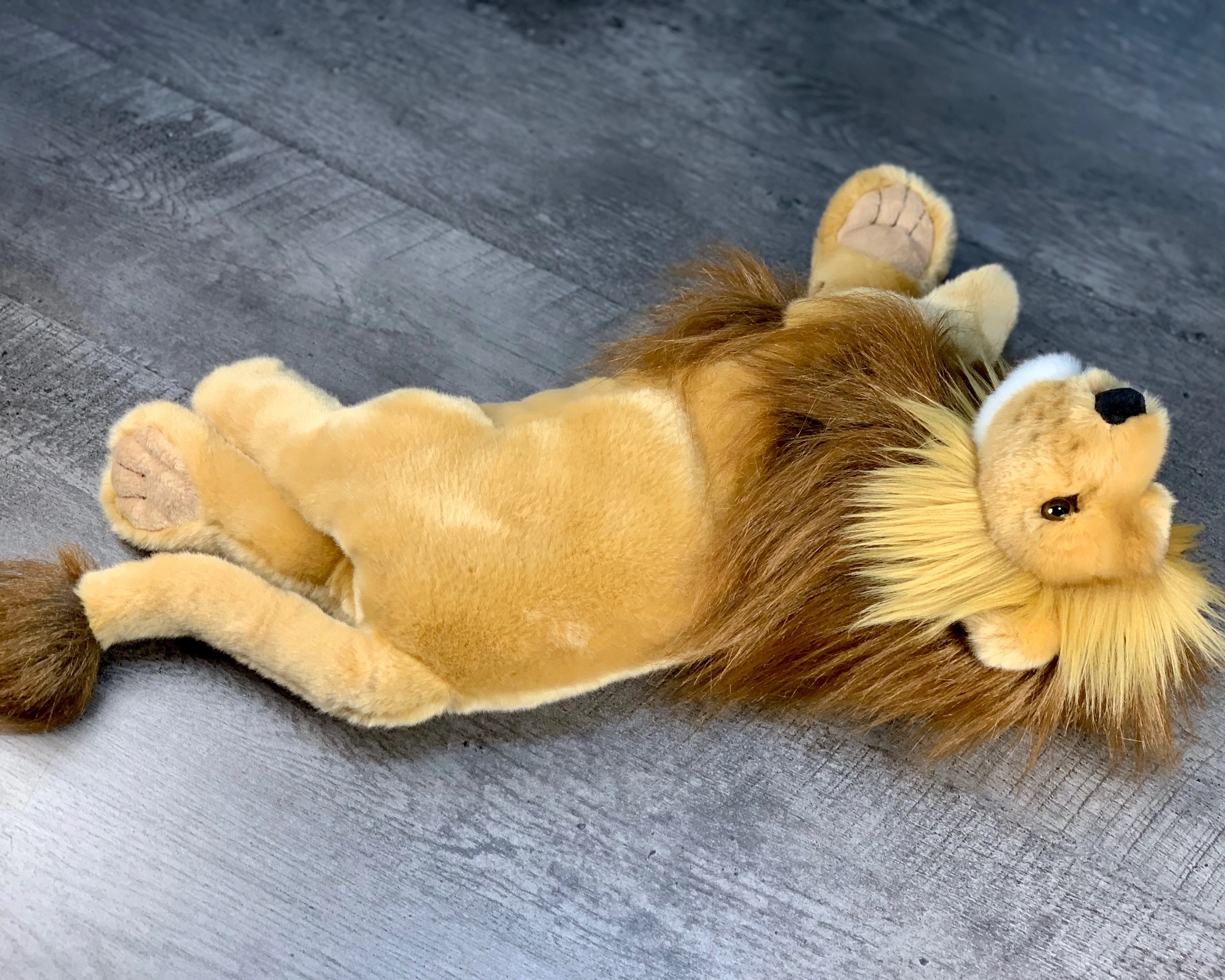 Weighted Lion Plush — 22" Lifelike Mane, Ultra-Soft (Up to 8 lbs) - Image 4