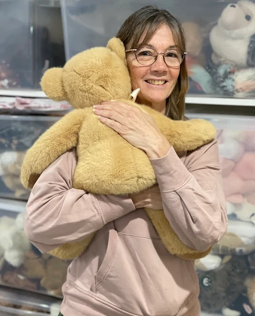 22-inch Weighted Vintage Teddy Bear, up to 11lbs - Image 7